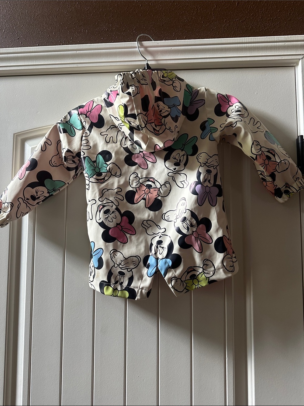 Disney Minnie Mouse Rain Jacket - Picture 2 of 5